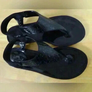 Calvin Klein Janny jelly flip flop sandals Size 5